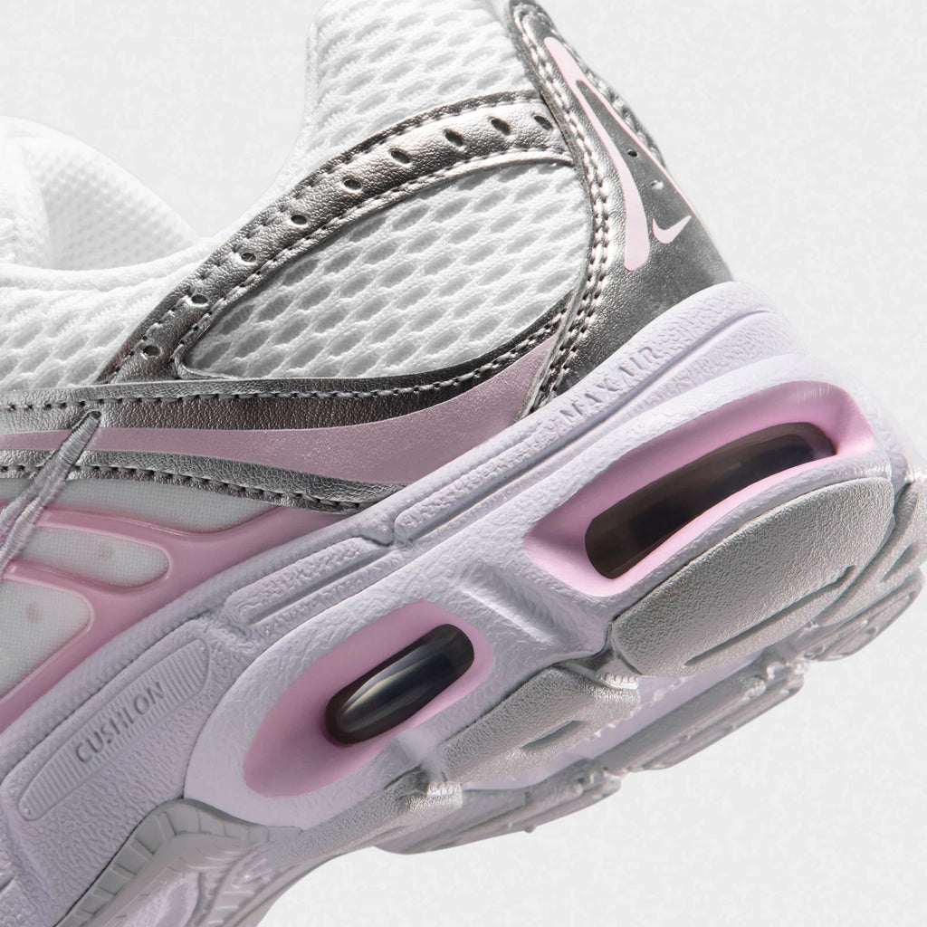 Big Kids' Metallic Mesh Casual Sneakers