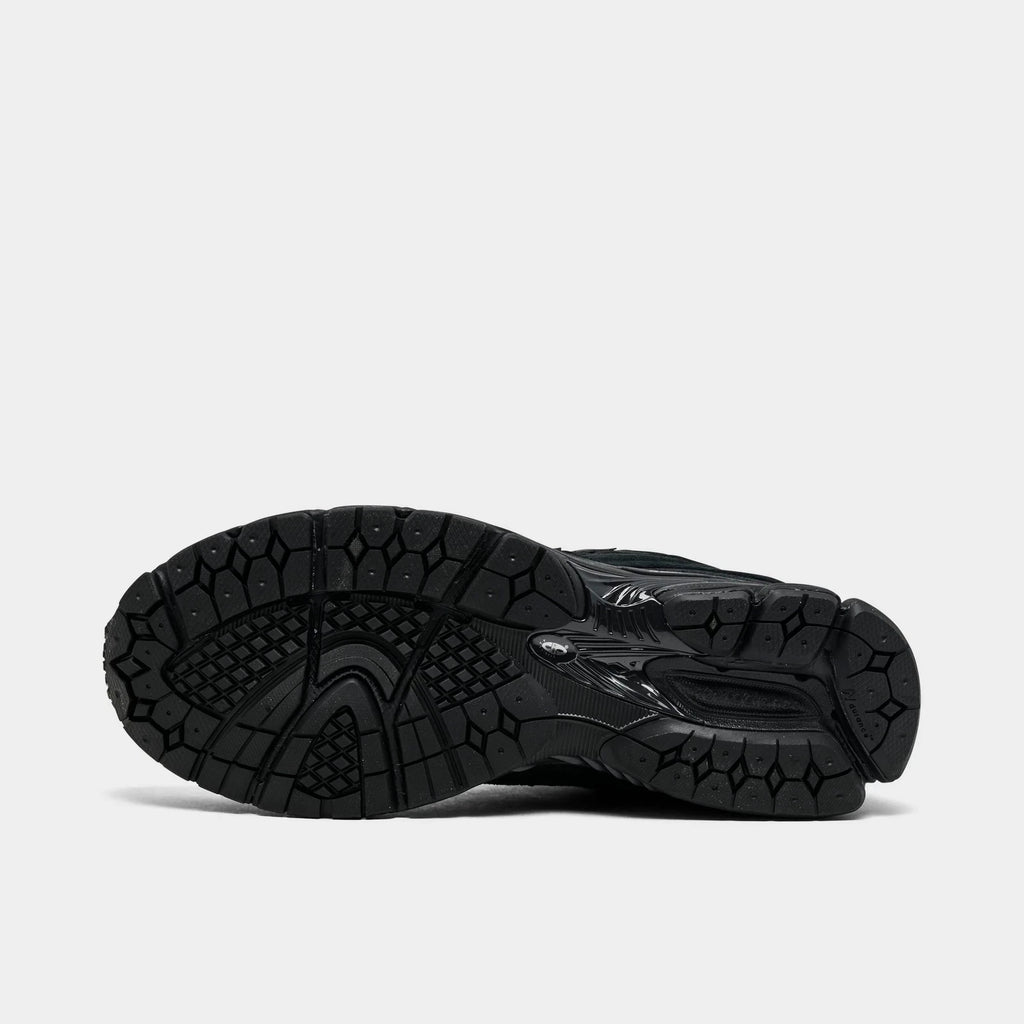 Men's Mesh and Suede Casual Sneakers