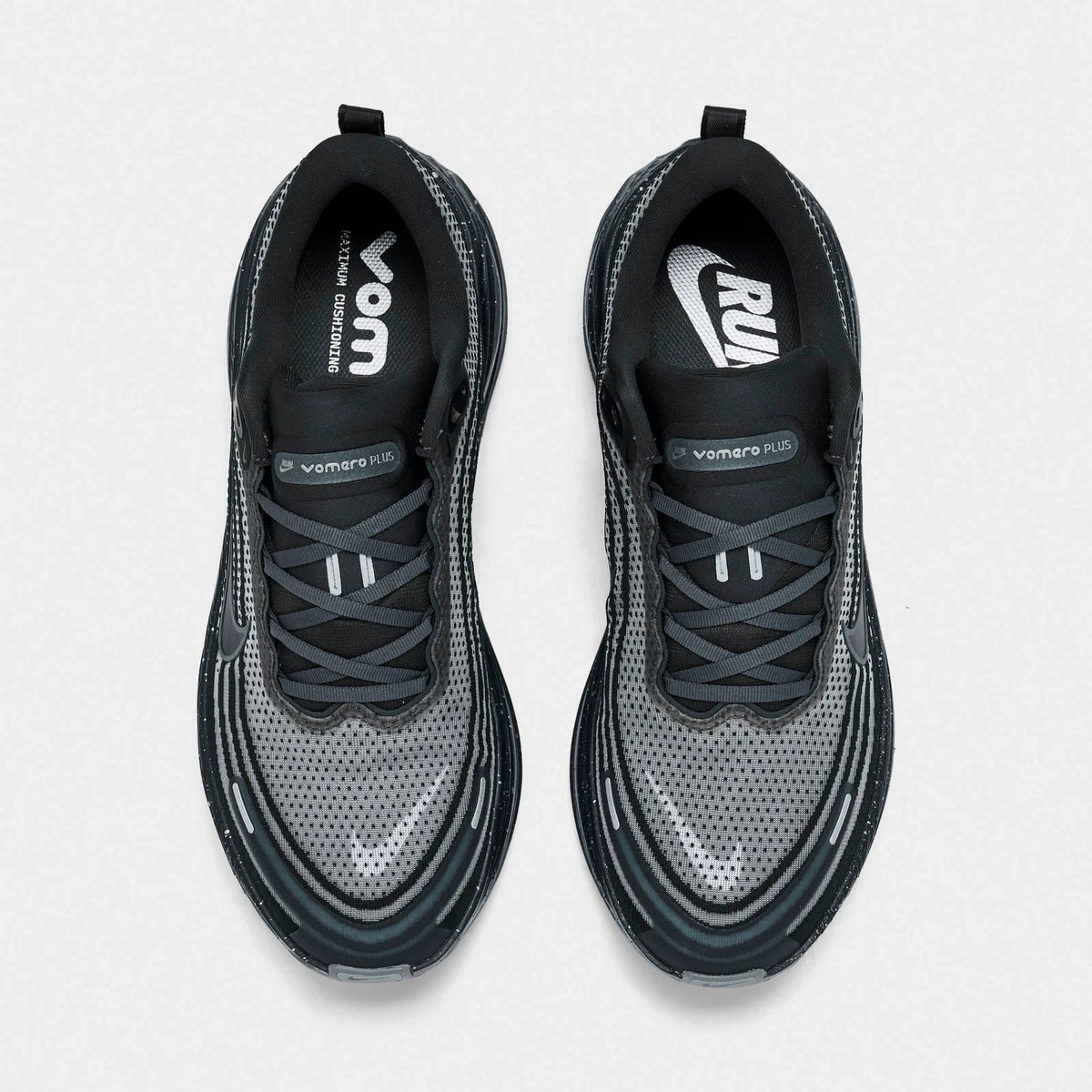 Men's Cushioned Road Running Shoes