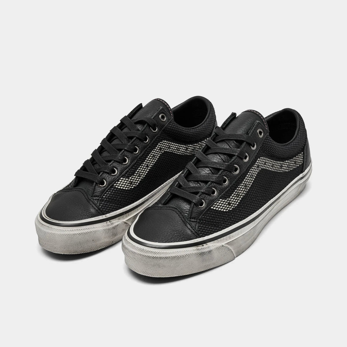 Men's Distressed Canvas Low-Top Sneaker