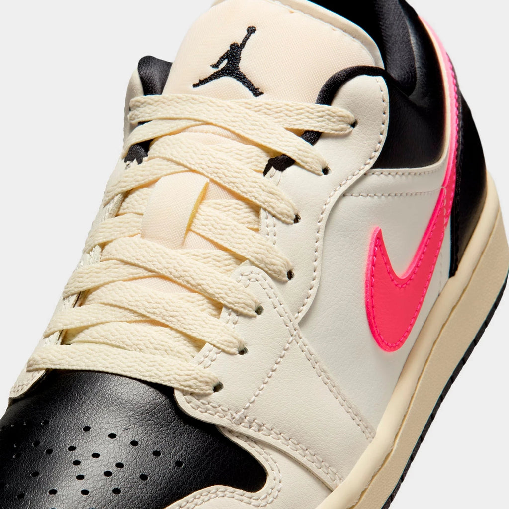 Women's Leather Low Top Sneaker
