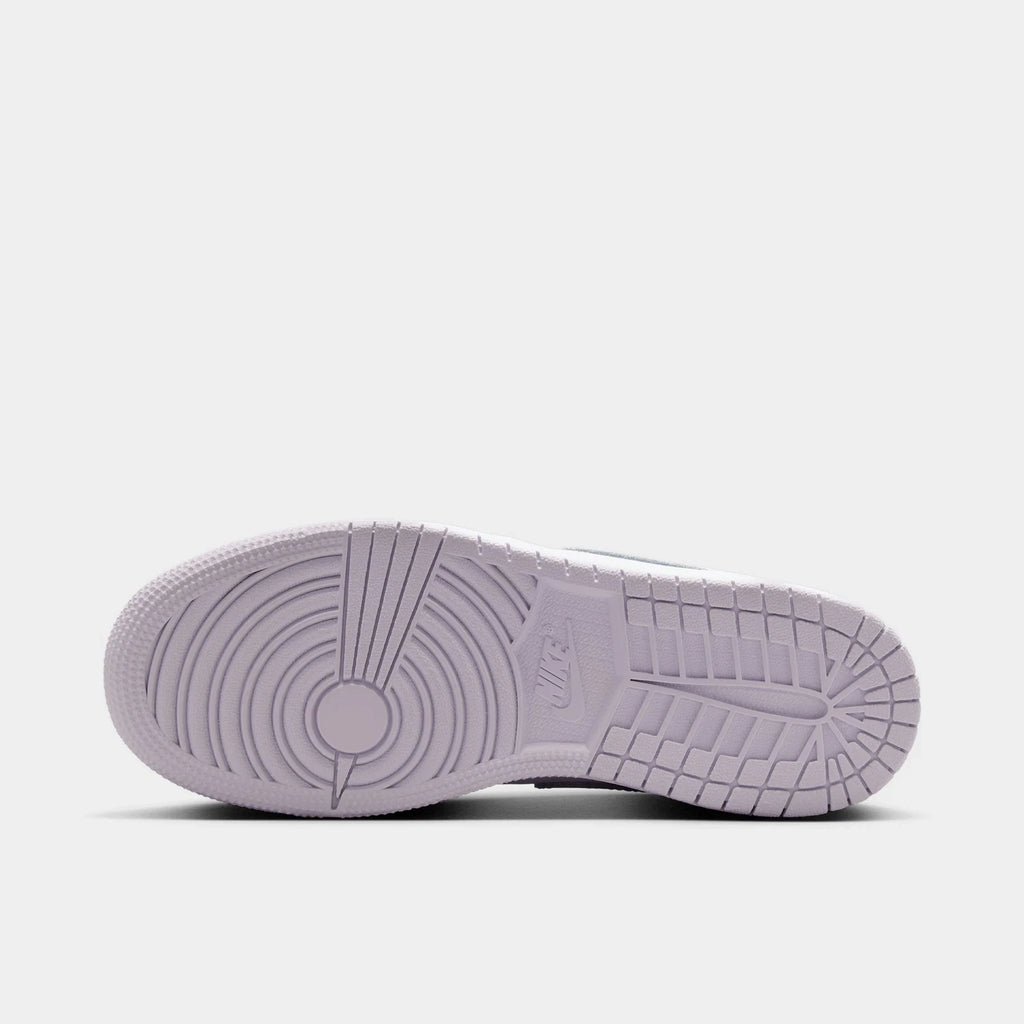 Big Kids' Leather Low Top Sneakers
