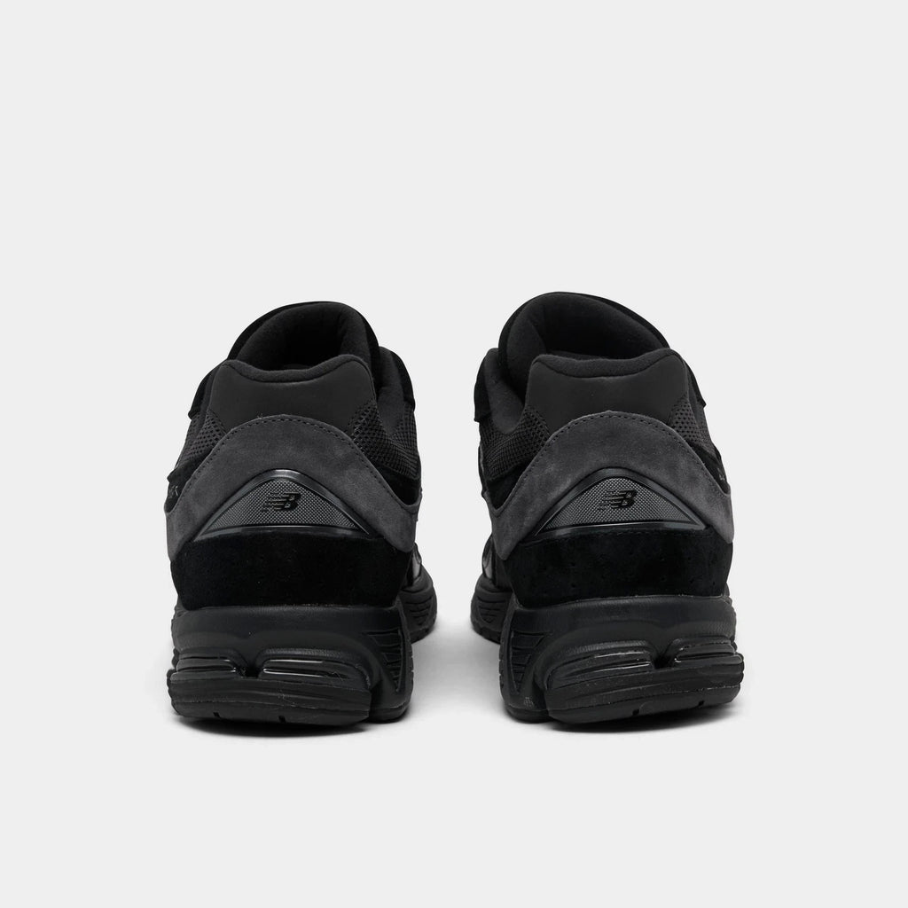 Men's Mesh And Suede Casual Sneaker