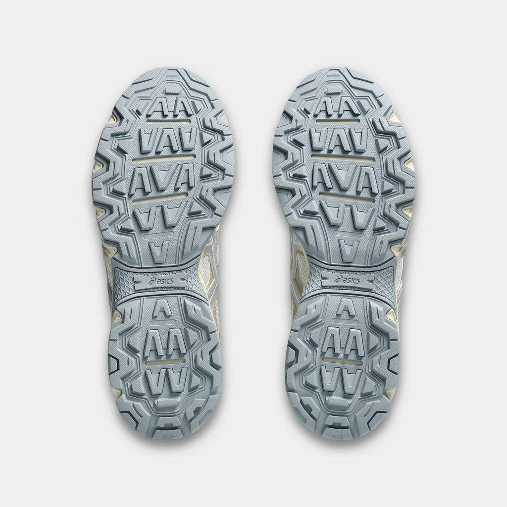Women's Synthetic Trail-Inspired Sneaker