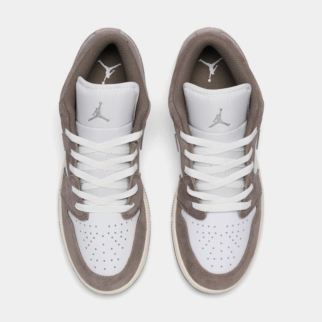 Big Kids' Low-Top Leather Sneakers