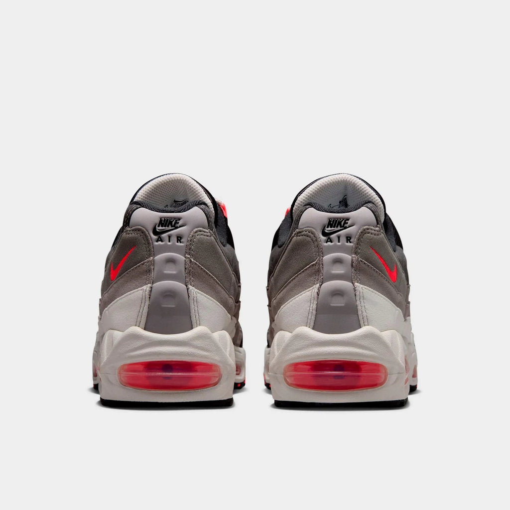 Men's Layered Mesh & Leather Casual Sneaker