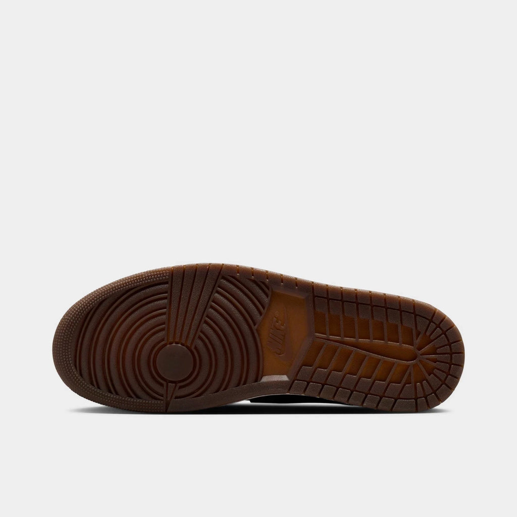 Leather Low Top Casual Sneakers
