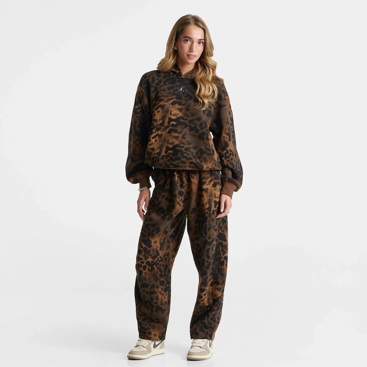 Women's Animal Print Wide-Leg Fleece Pants
