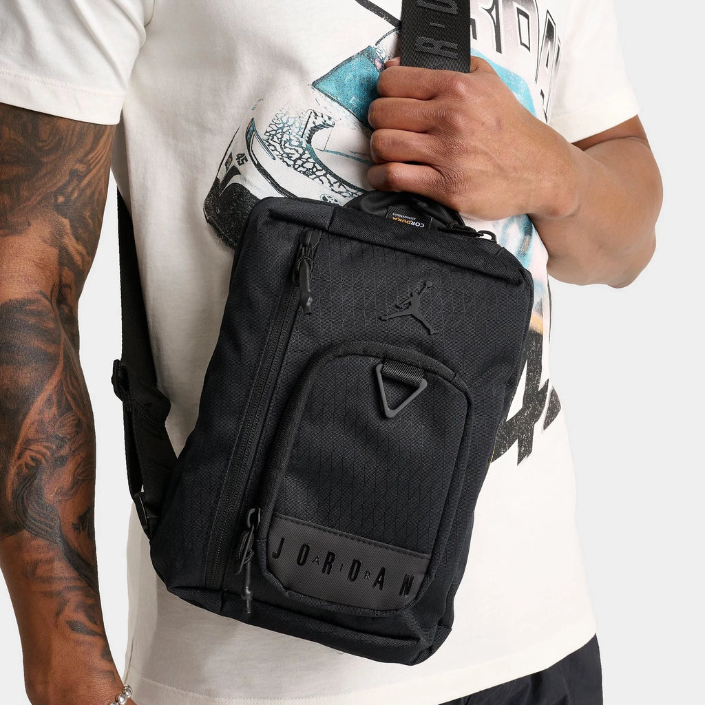 3L Water-Repellent Crossbody Bag