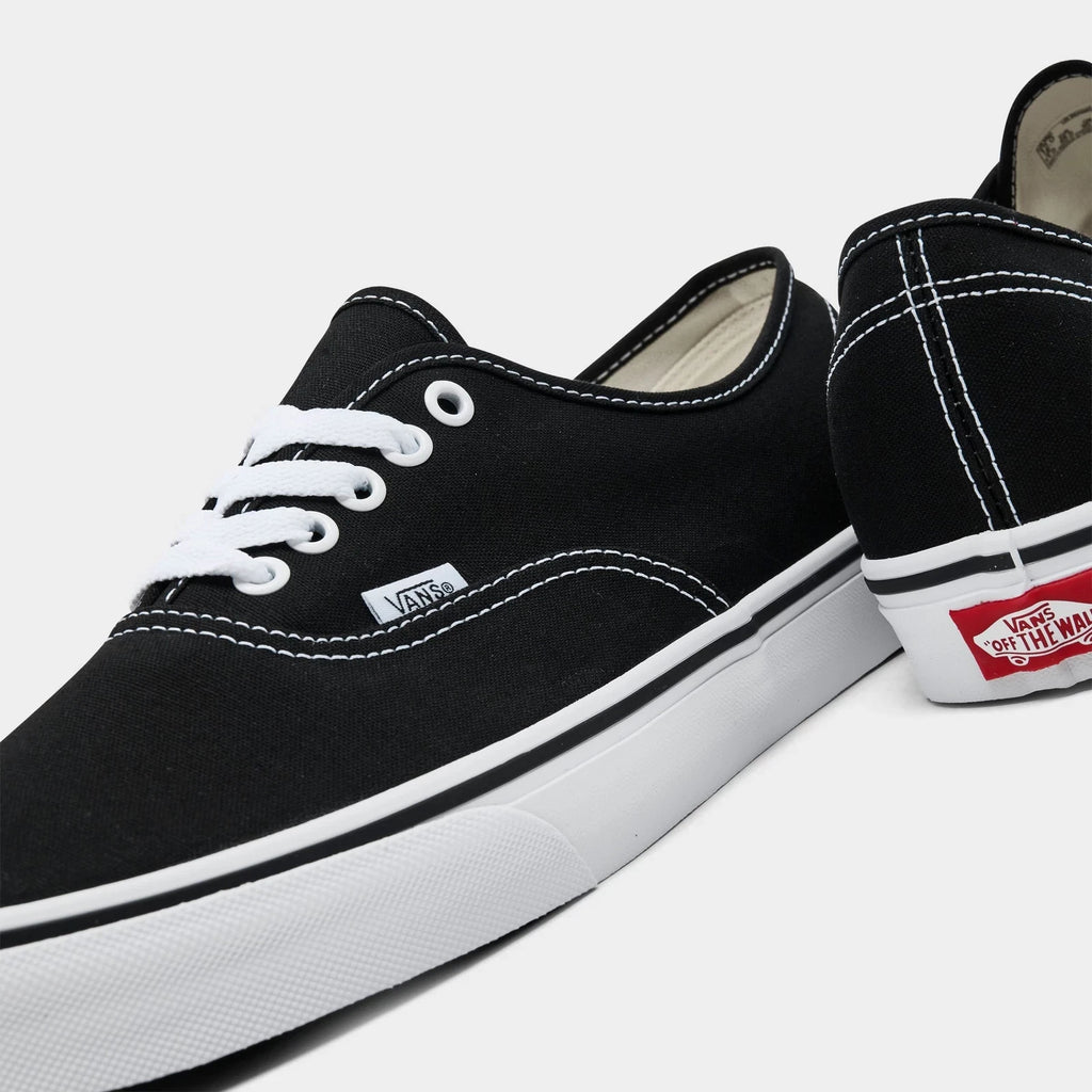 Men's Canvas Low-Top Lace-Up Sneaker