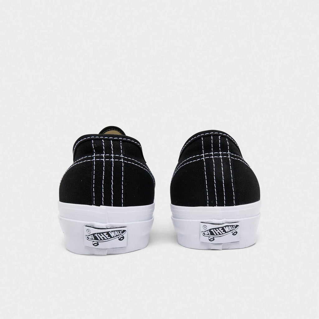 Men's Canvas Low Top Sneakers - Black