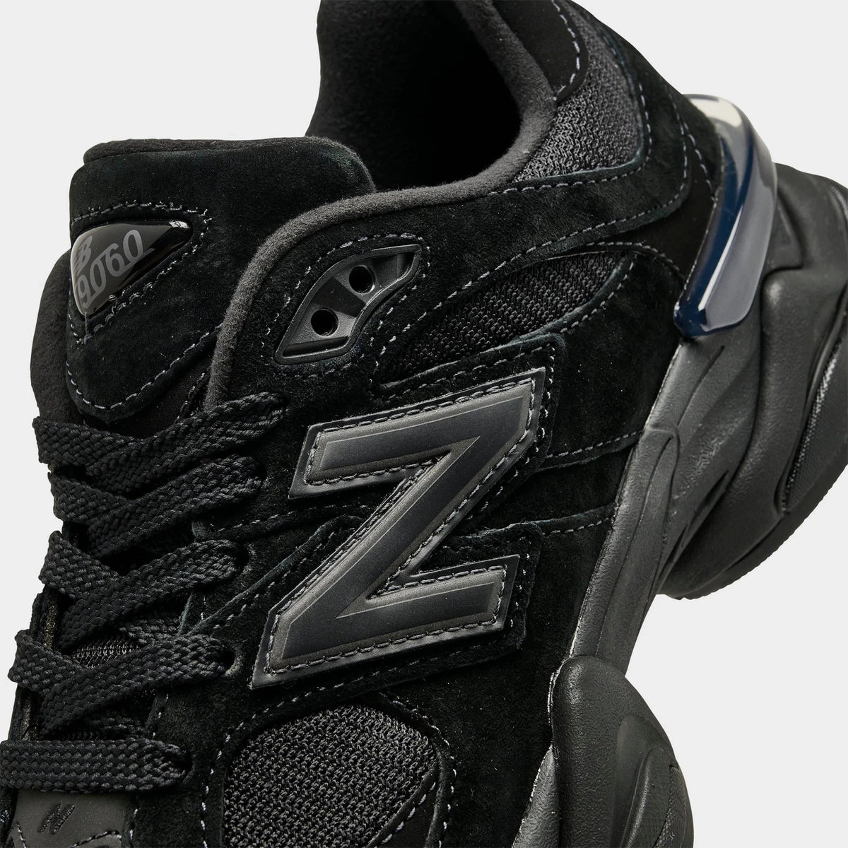 Women's Suede And Mesh Casual Sneakers - Black