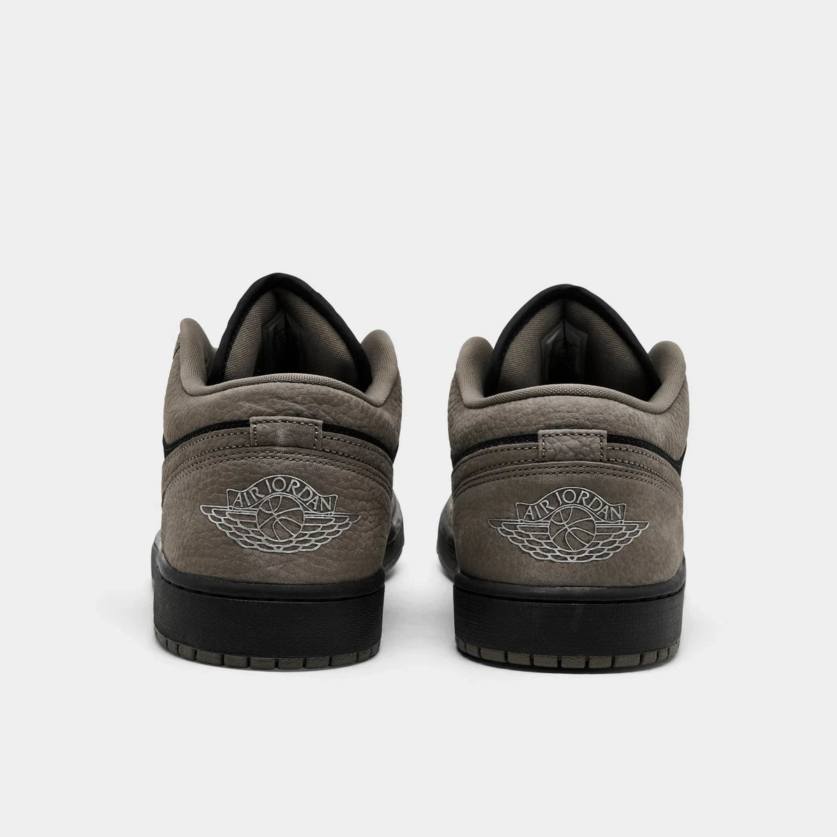 Men's Leather And Suede Low Top Sneakers
