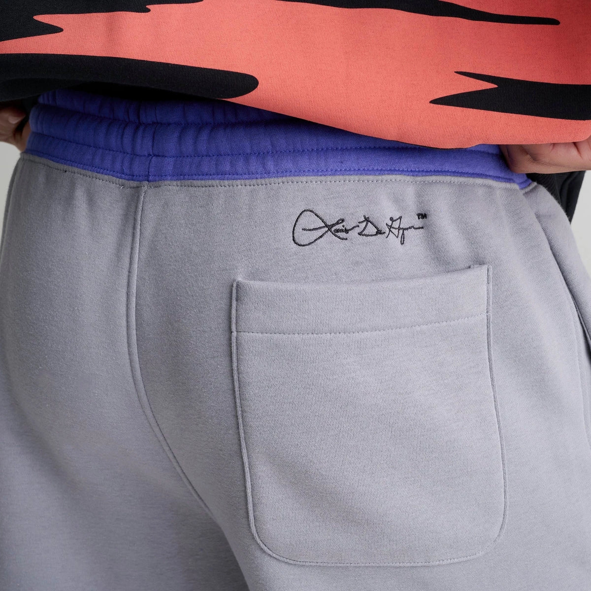 Men's Graphic Fleece Pants - Gray