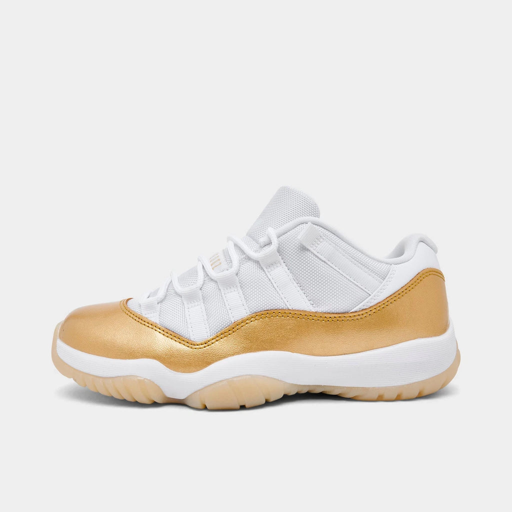 Women's Mesh And Patent Low Top Shoes
