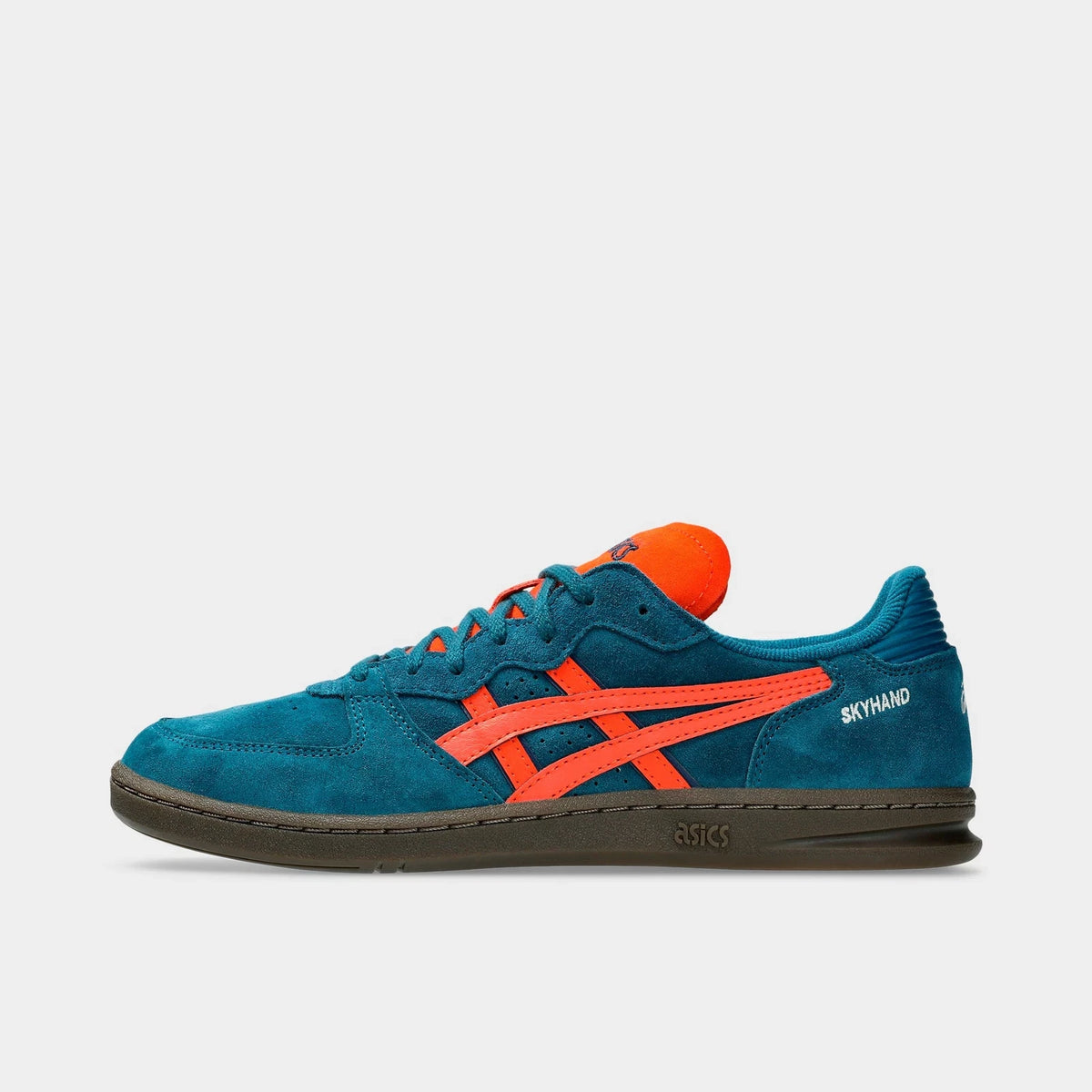 Women's Suede Low-Top Casual Sneaker