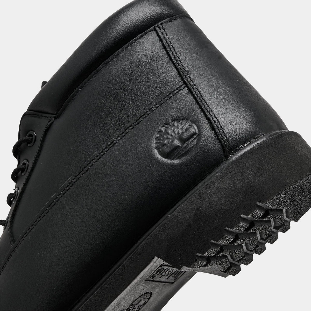 Men's Waterproof Leather Chukka Boots - Black