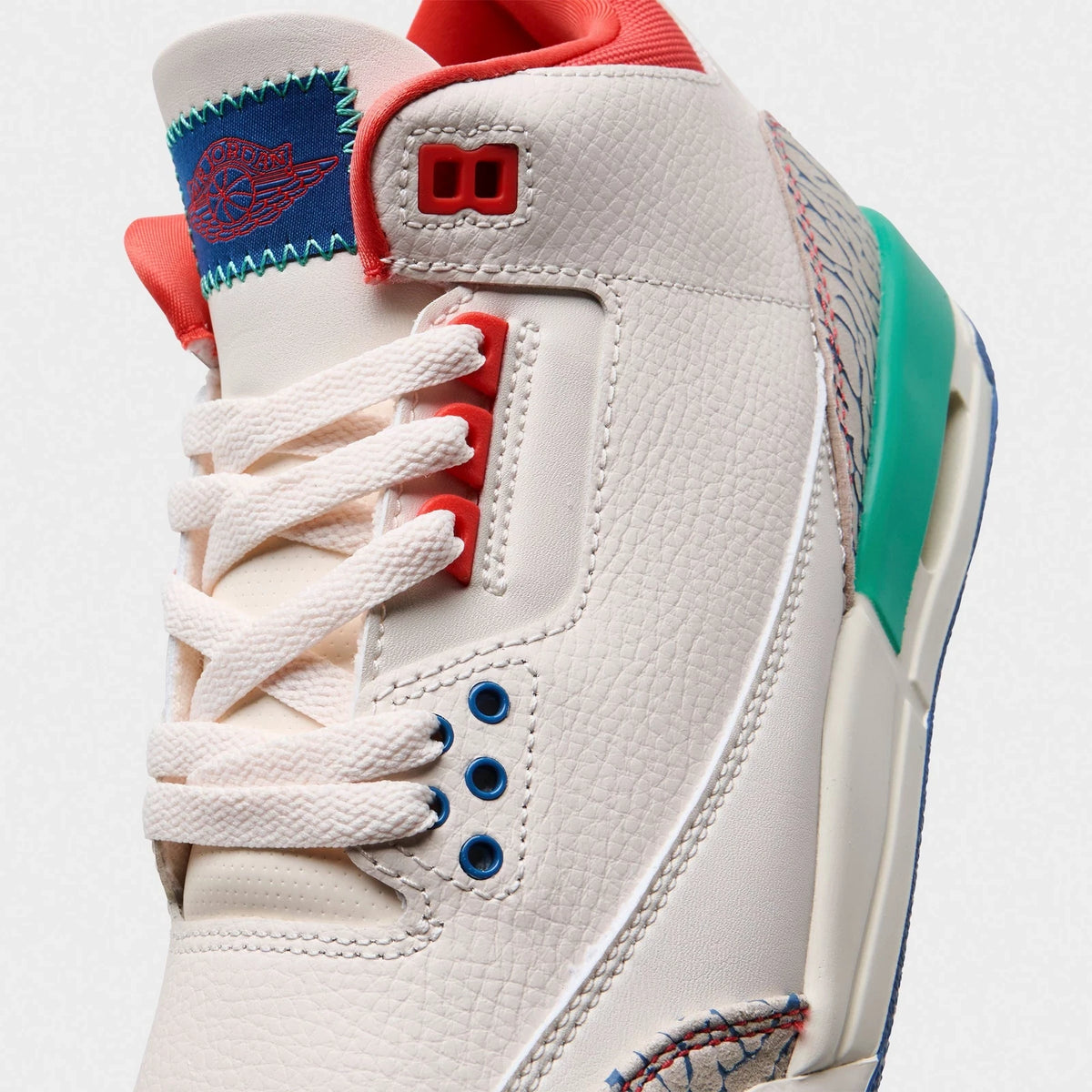 Big Kids' Mid-Top Basketball Shoes