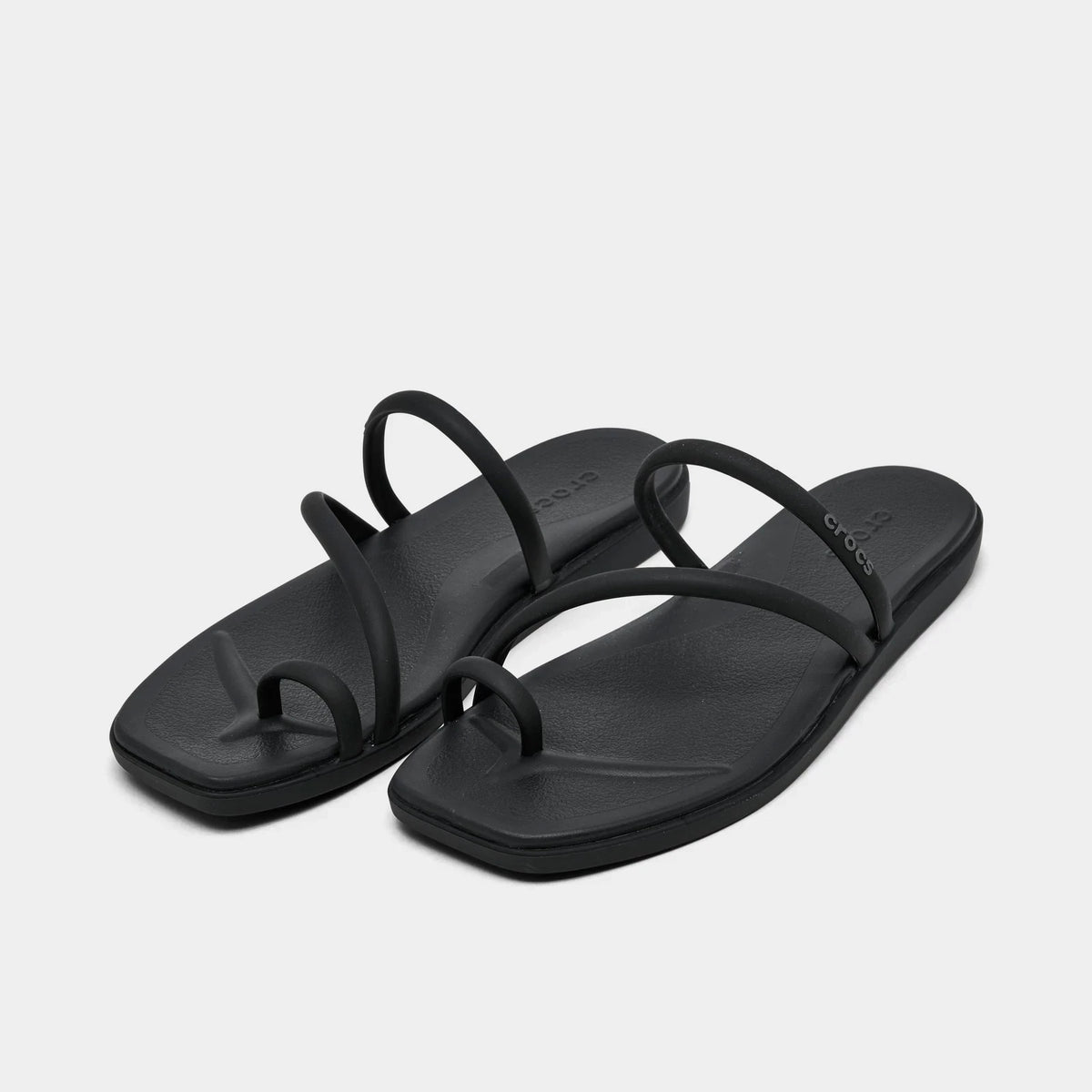 Square Toe Loop Sandal - Black