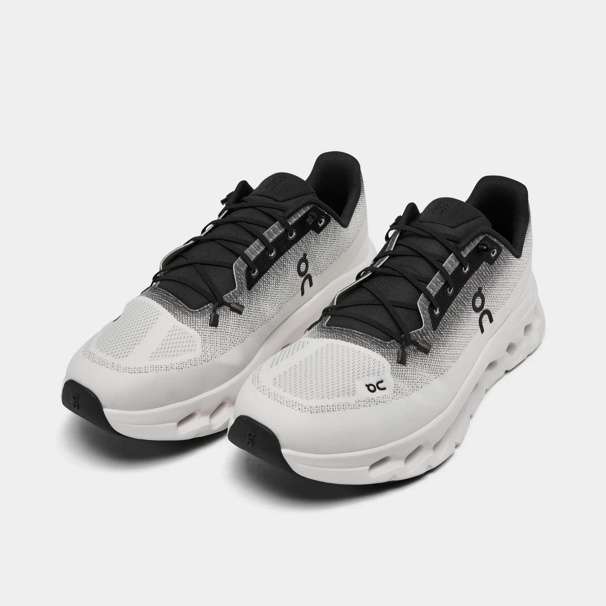 Men's Cushioned Mesh Walking Sneaker - Black