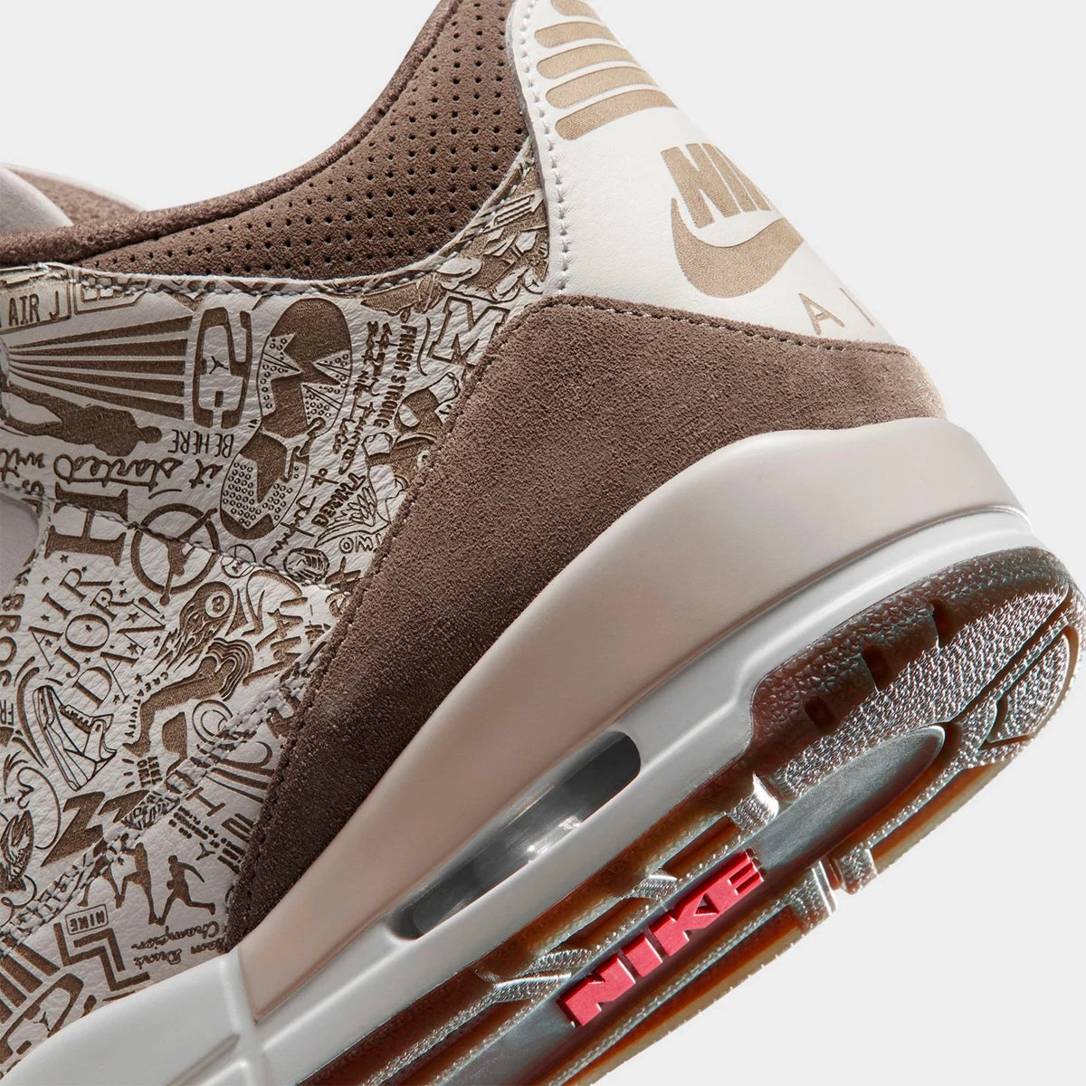 Men's Leather Mid-Top Basketball Shoes