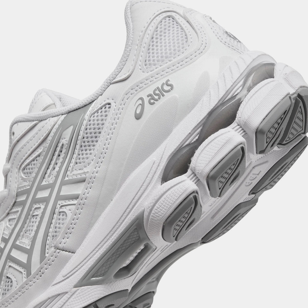 Men's Mesh And Synthetic Casual Sneaker