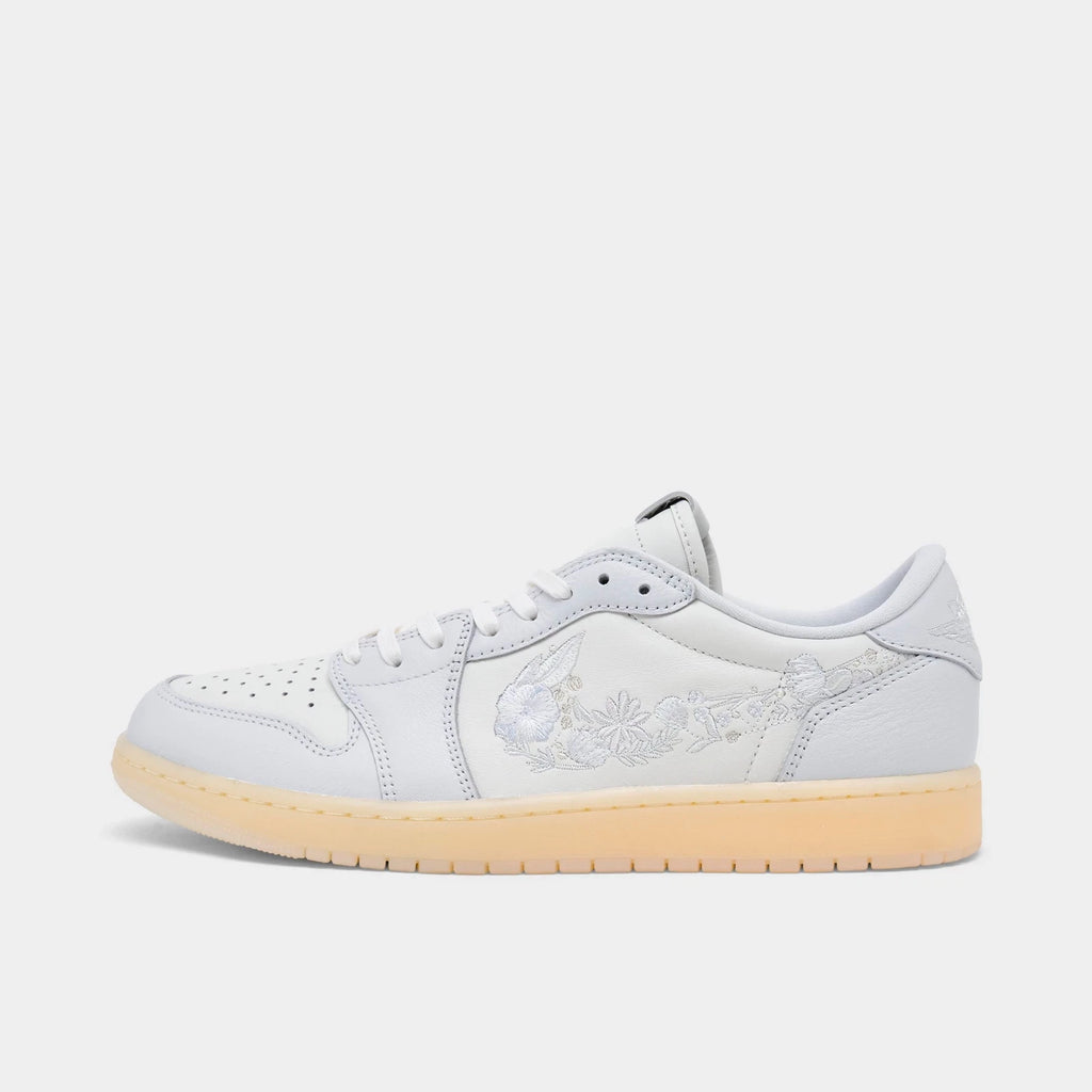 Leather Low Top Sneaker With Floral Embroidery