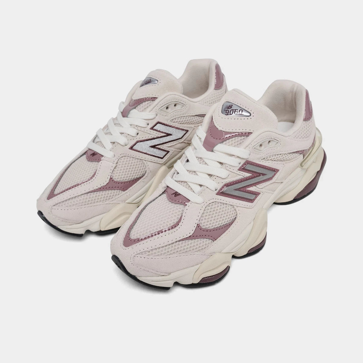 Women's Suede And Mesh Casual Sneakers