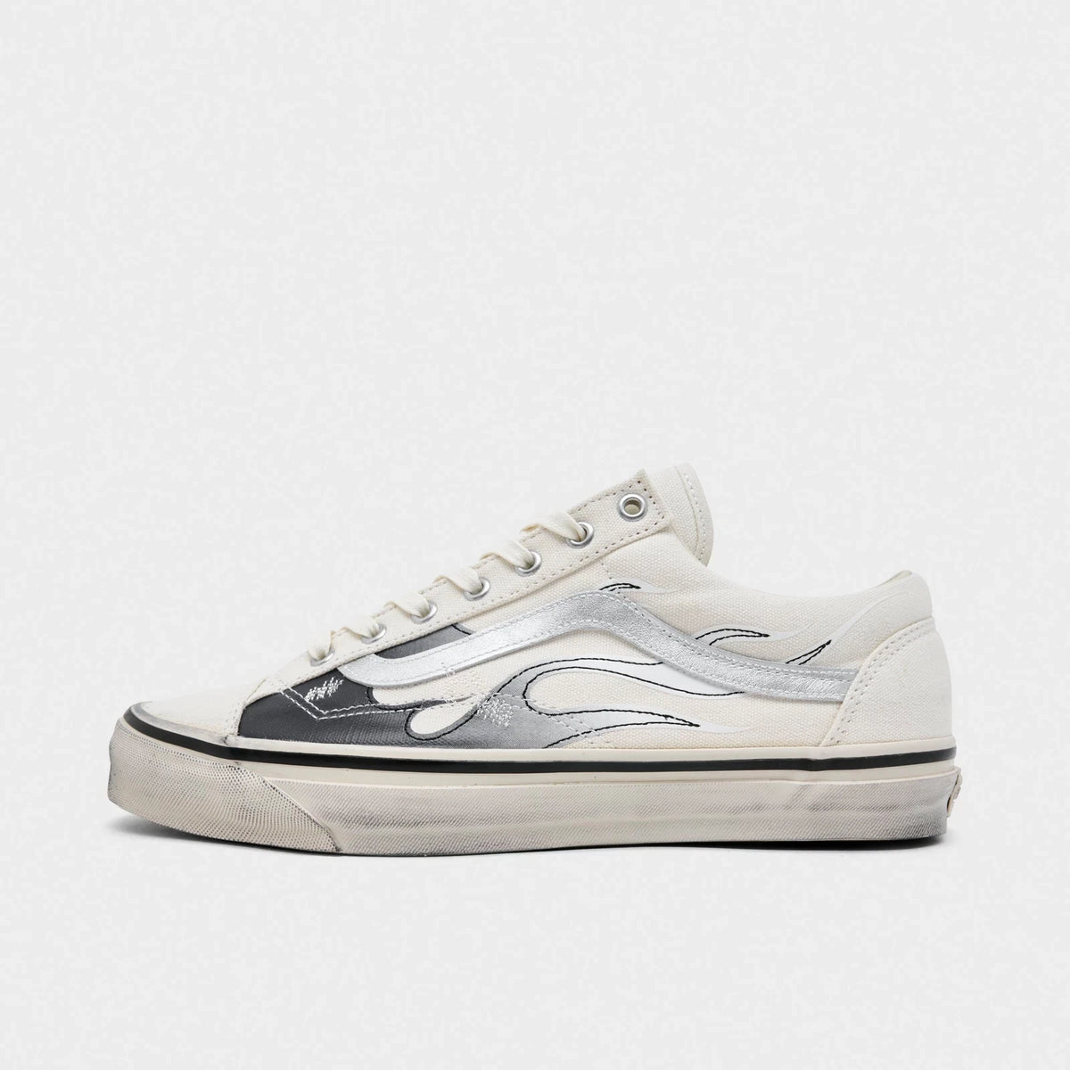 Men's Distressed Flame Skate Sneakers