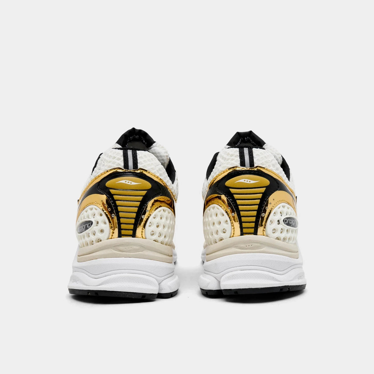 Men's Mesh And Synthetic Casual Sneakers