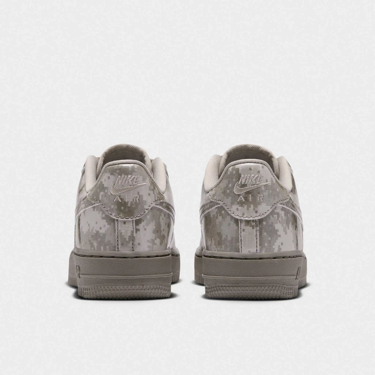Big Kids' Leather Low Top Casual Sneaker