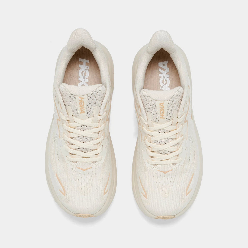 Women's Knit Neutral Running Shoes