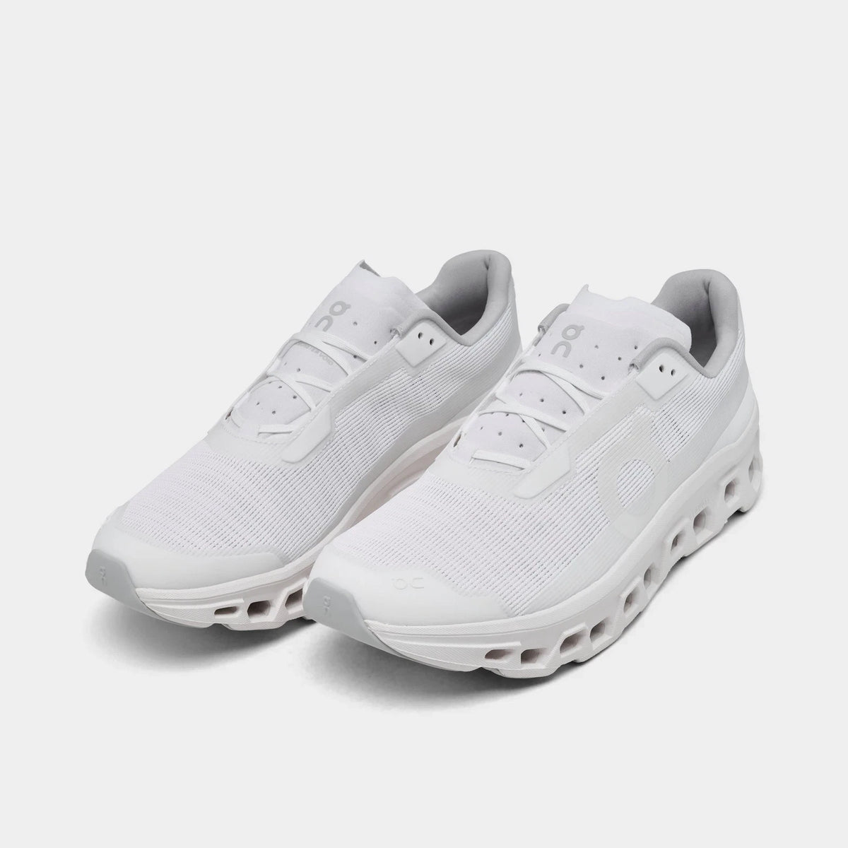 Men's Cushioned Mesh Sneaker