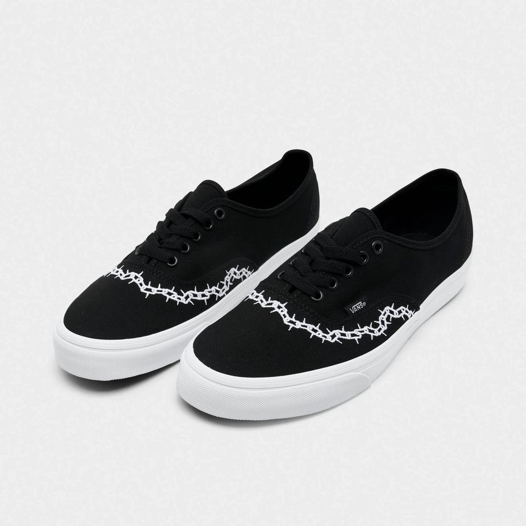 Men's Canvas Low-Top Lace-Up Sneaker