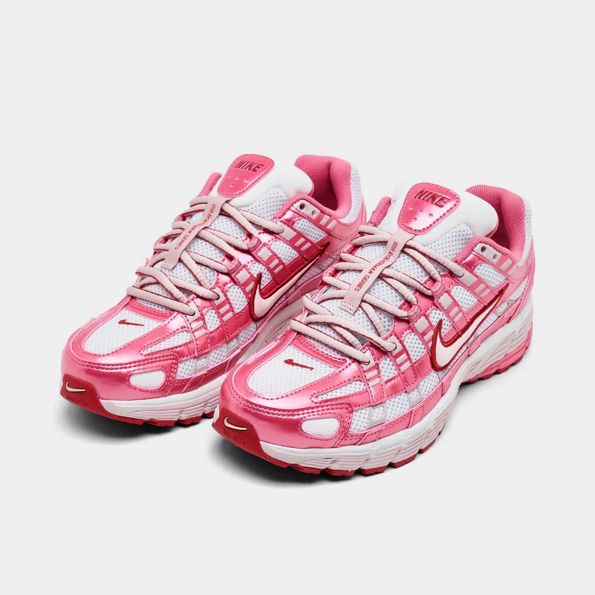 Women's Retro Mesh & Suede Casual Sneaker