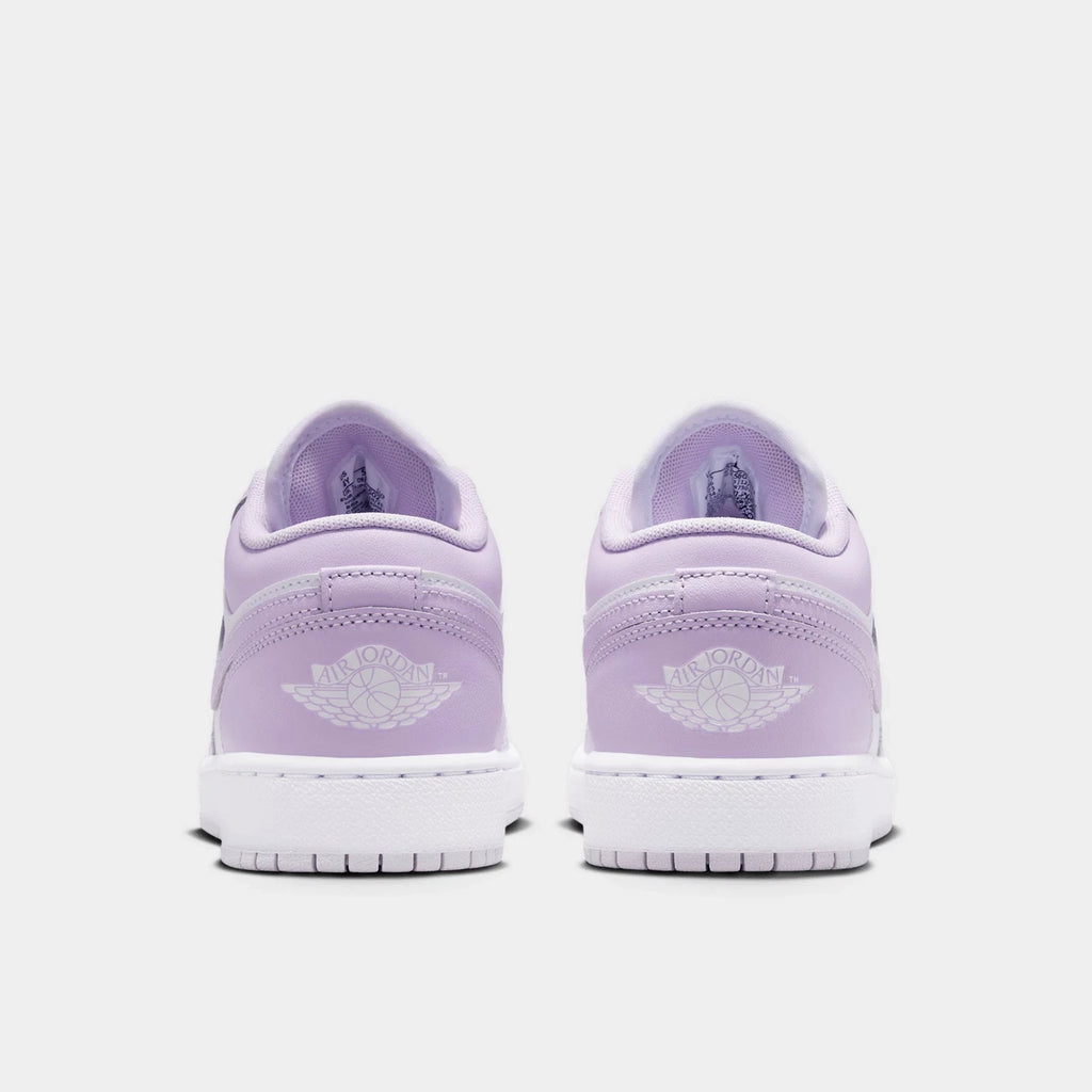 Big Kids' Leather Low Top Sneakers