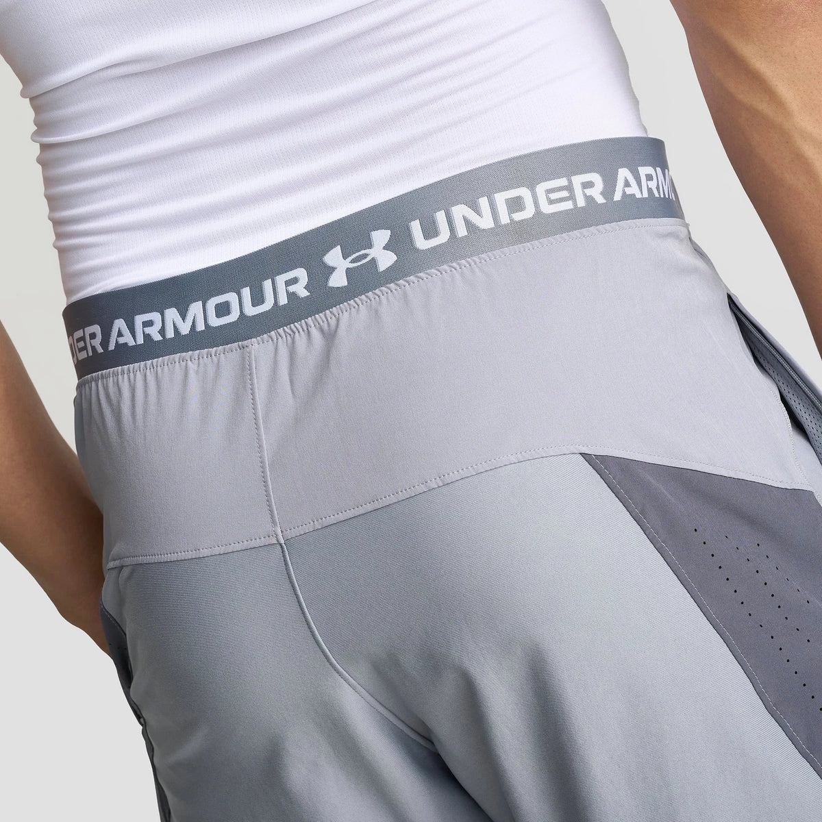 Men's Woven Tapered Training Pants