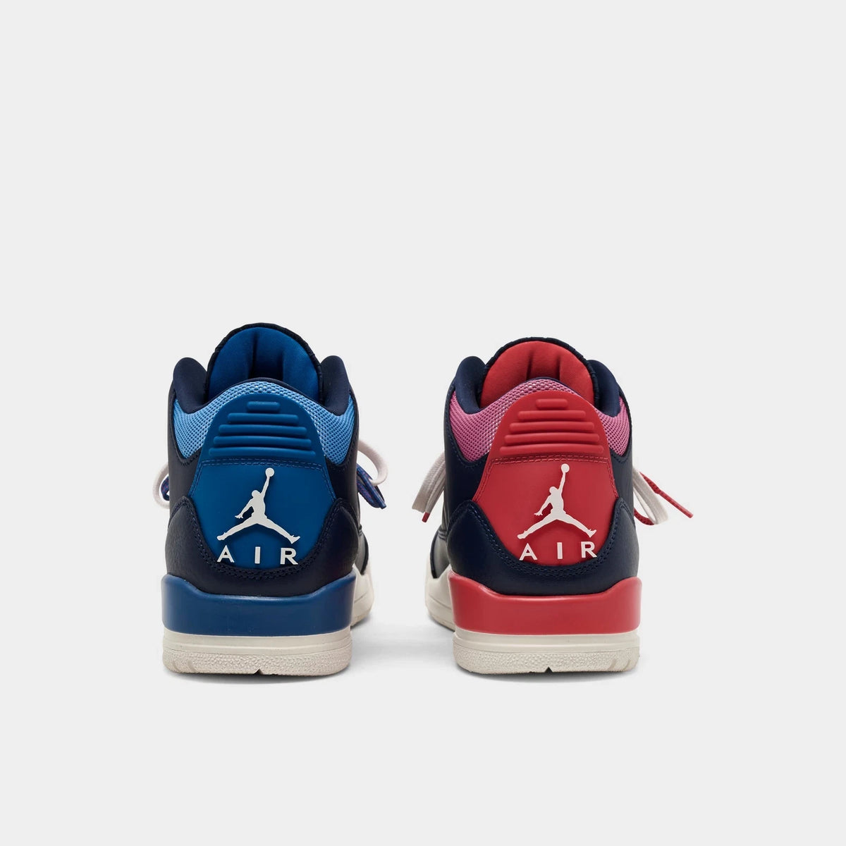 Women's Leather Mid-Top Basketball Shoes