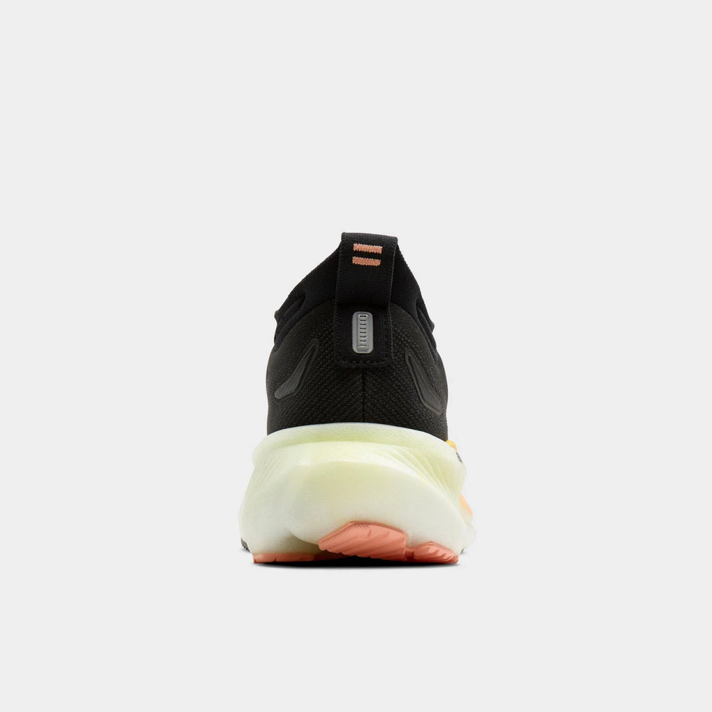 Women's Cushioned Knit Running Shoes
