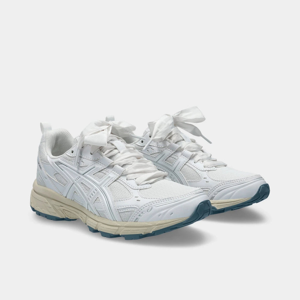 Women's Trail-Inspired Casual Sneaker
