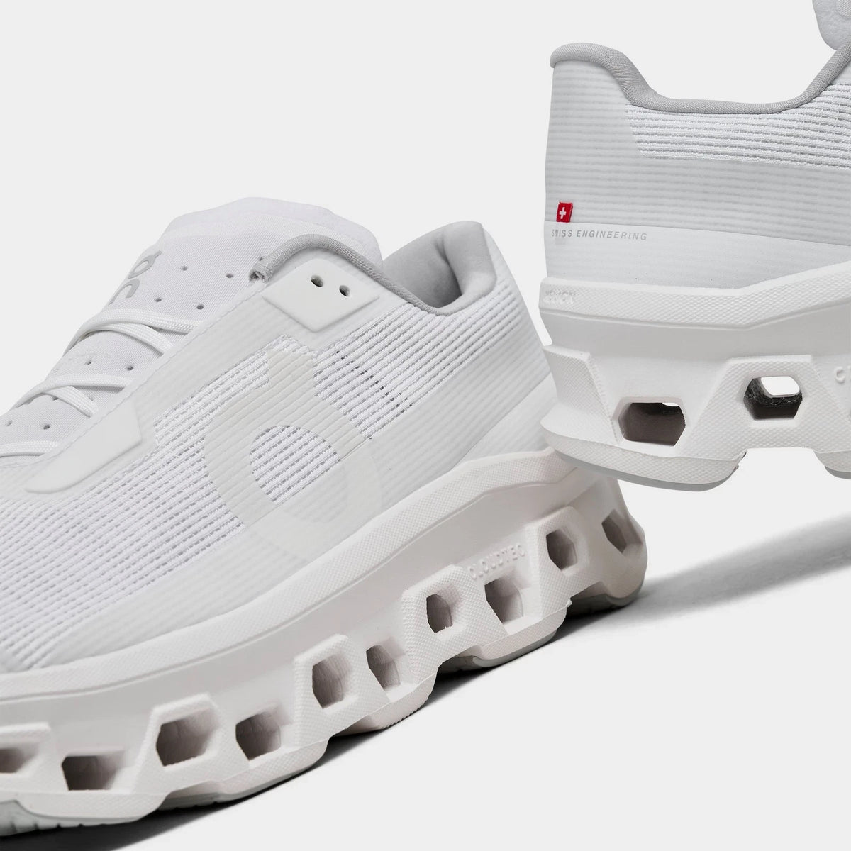 Men's Cushioned Mesh Sneaker