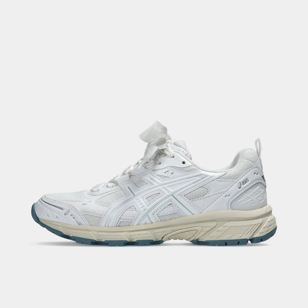 Women's Trail-Inspired Casual Sneaker