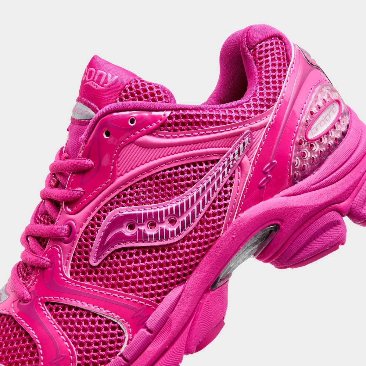 Women's Mesh And Leather Casual Sneakers
