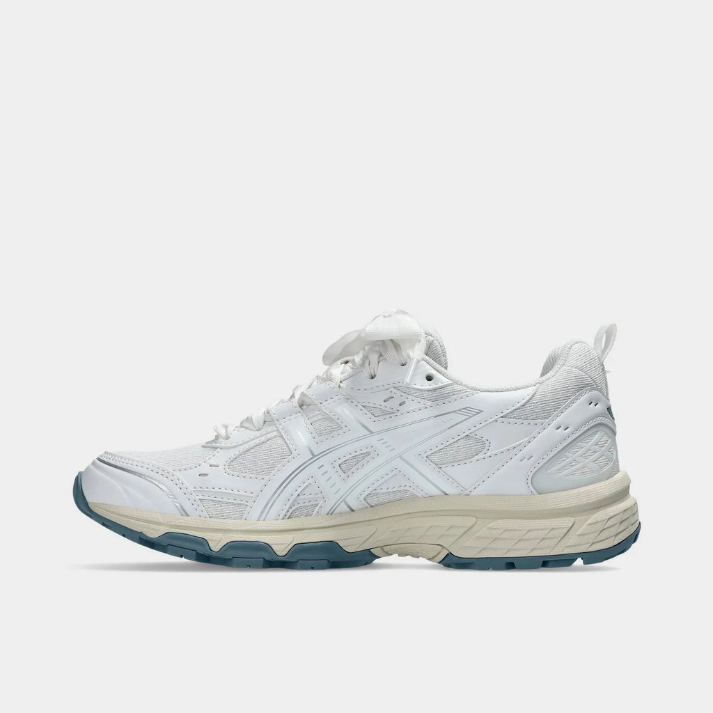 Women's Trail-Inspired Casual Sneaker