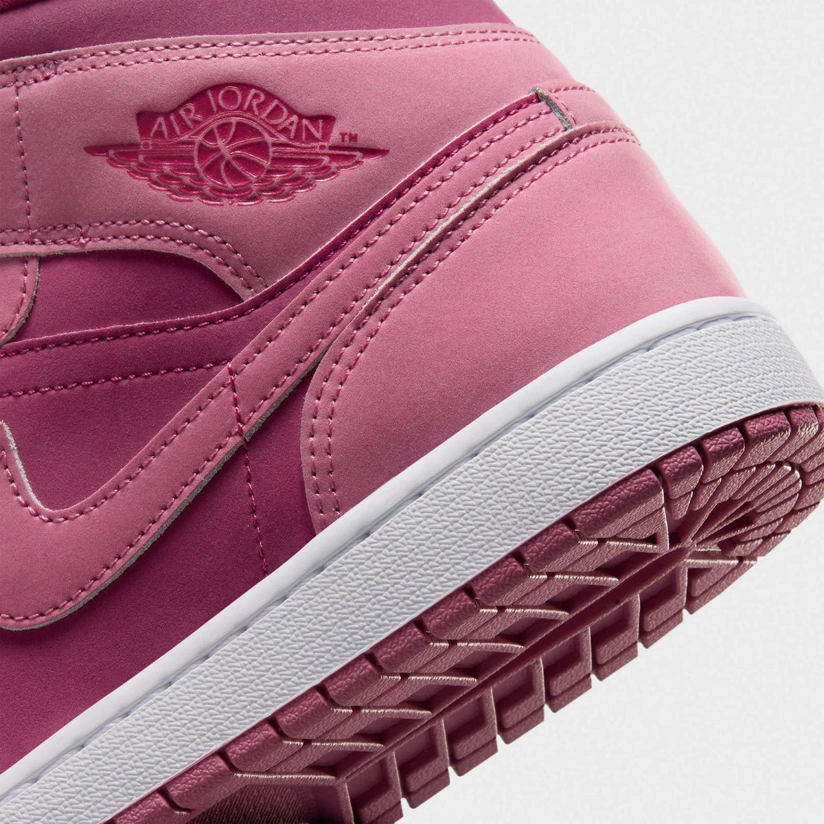 Women's Leather Mid-Top Casual Sneakers