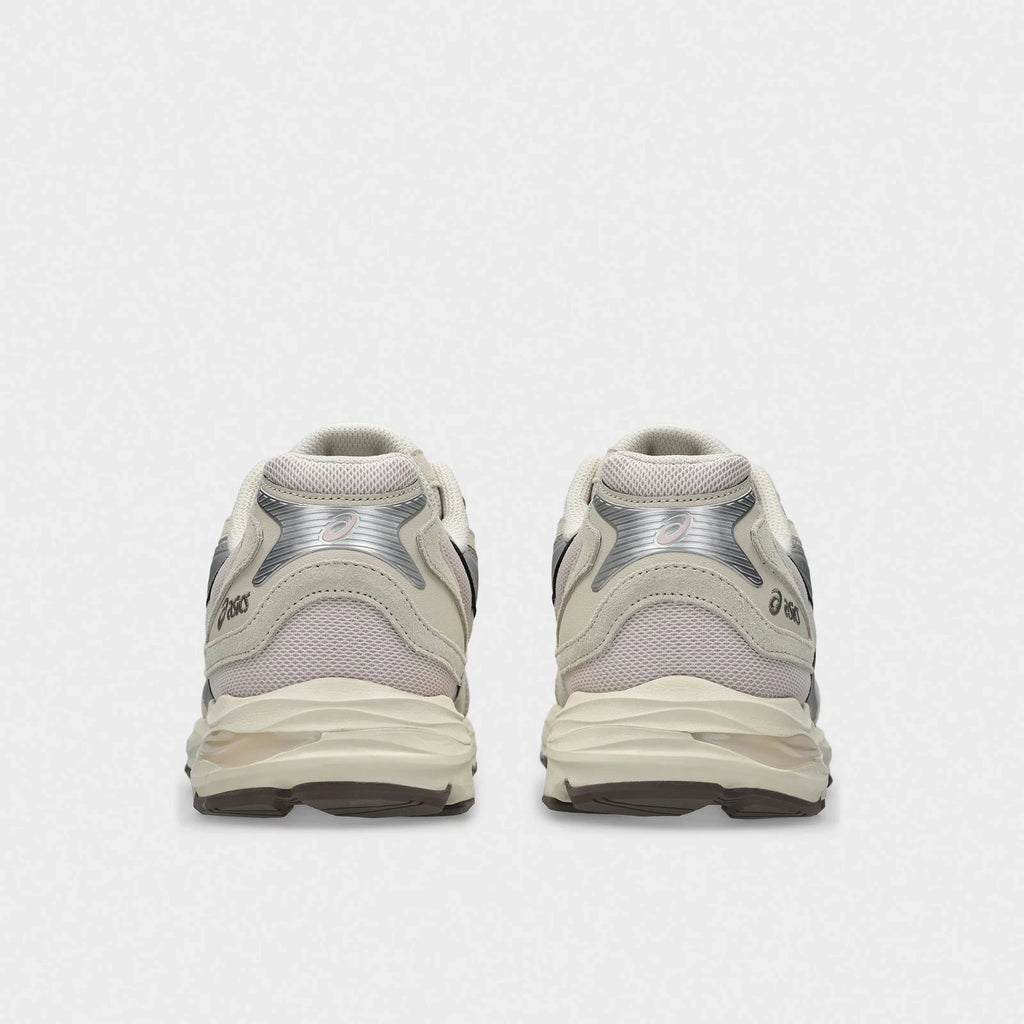 Men's Leather and Mesh Casual Sneaker