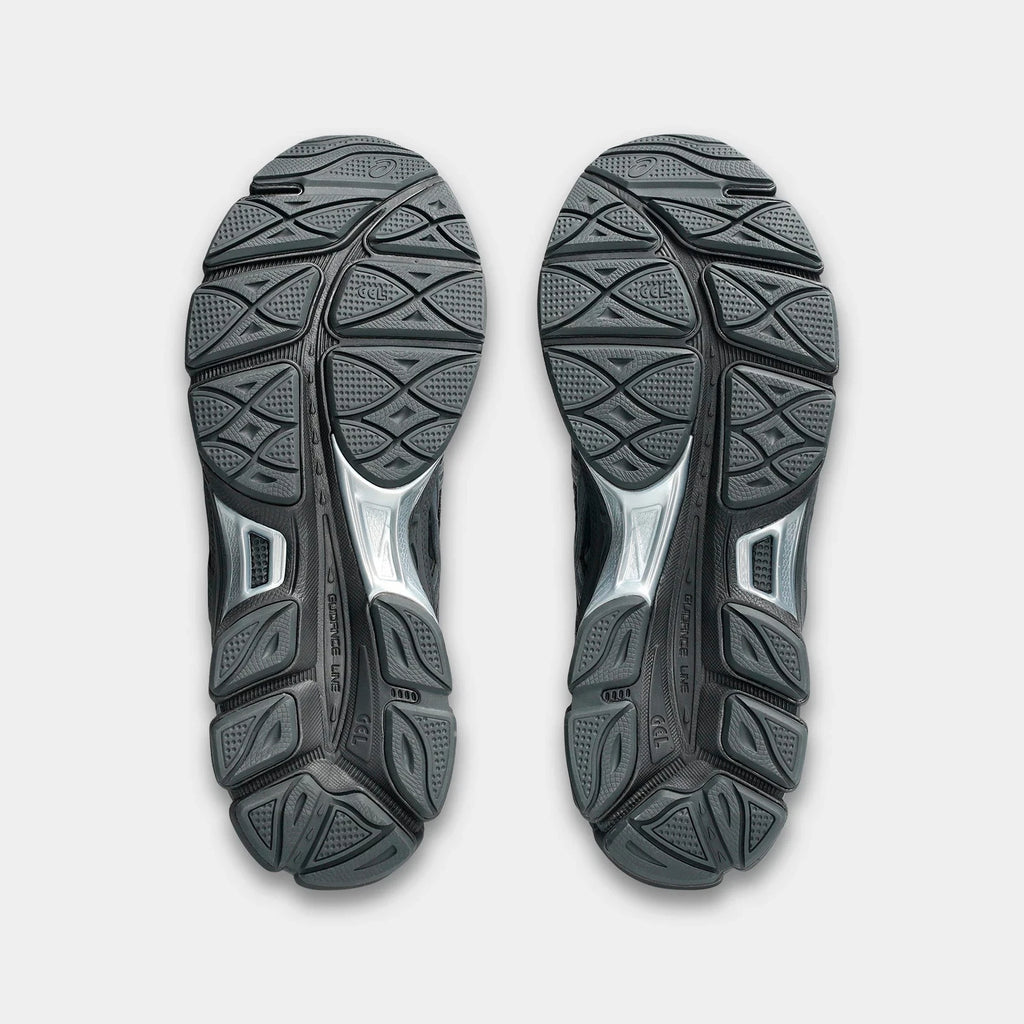 Women's Mesh and Metallic Low-Top Sneaker