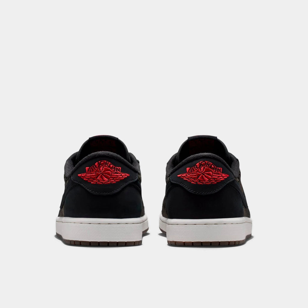 Leather Low Top Casual Sneakers