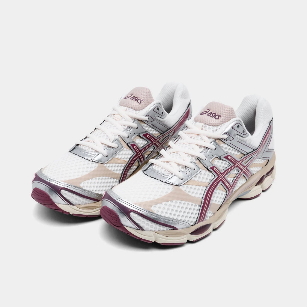 Men's Mesh and Synthetic Running Sneaker