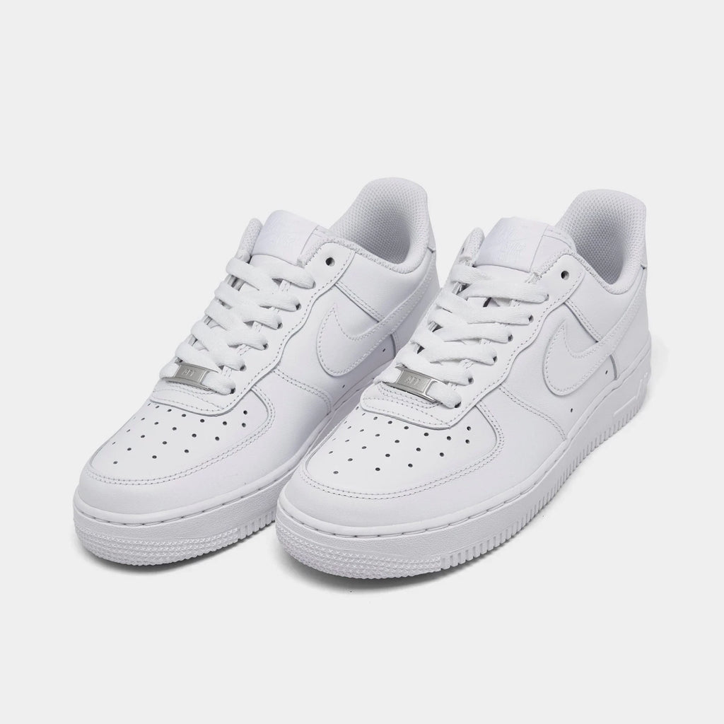 Women's Leather Low Top Sneaker - White